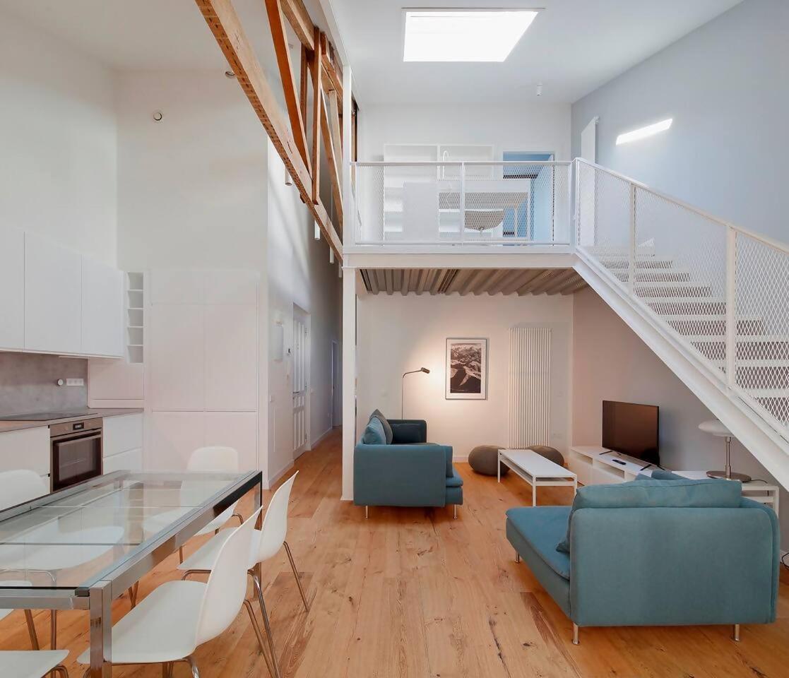 Exclusivo Duplex Apartment
